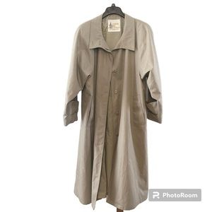 Vintage London Fog Taupe Long Button Trench Coat w pockets & shoulder pads 14P